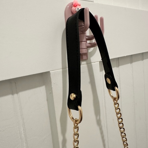 🌟HOST PICK🌟NIP 47 inch Vegan Leather bag chain ( 1 item) - Picture 7 of 10